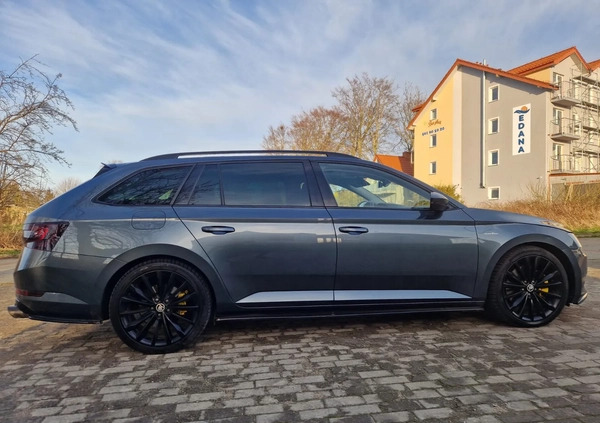 Skoda Superb cena 120000 przebieg: 111600, rok produkcji 2017 z Koluszki małe 106